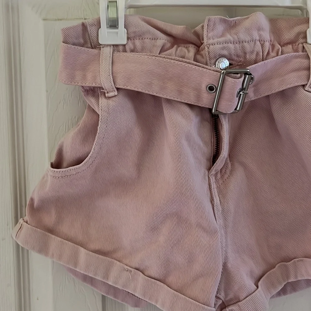 Pacsun Light Pink Denim Mon Shorts with Buckle - Picture 2 of 6
